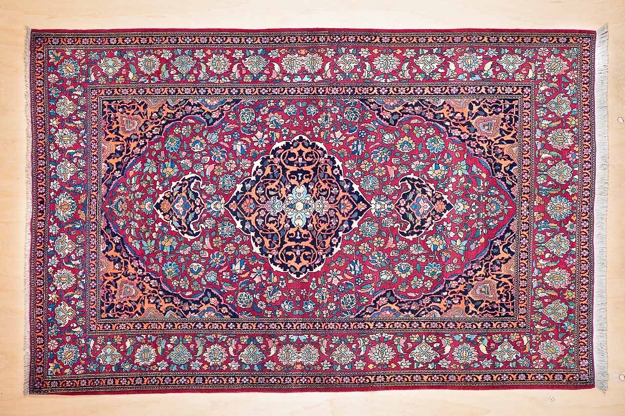 Sarouk feheran 208 × 136 cm