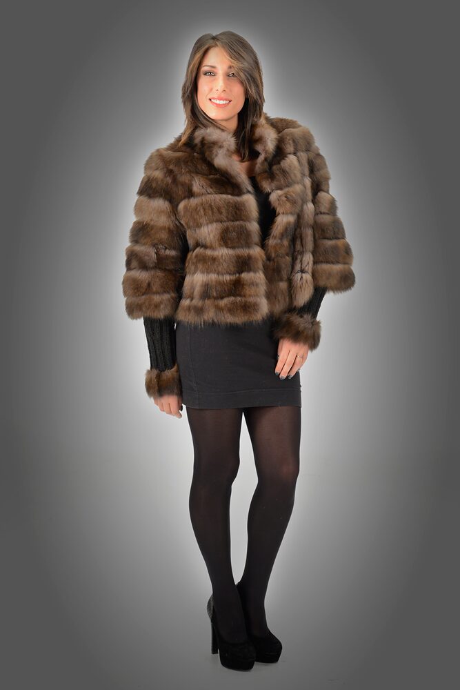 Kurze Fuchsjacke in Zobelton